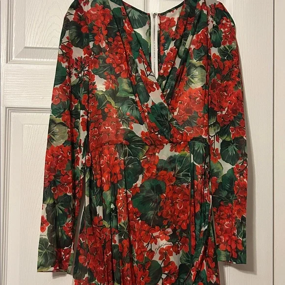 New authentic dolce &gabbana dress - Picture 3 of 8